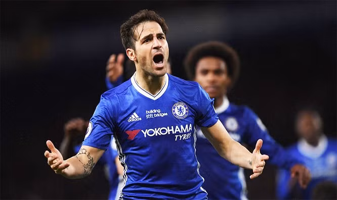 chelsea thang nghet tho duoi con mua gon