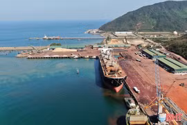 Khai thác lợi thế cảng biển, phát triển dịch vụ logistics Hà Tĩnh