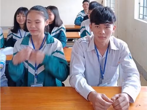 cong bo 20 chuong trinh mon hoc nhung cau chuyen dep ve giao duc