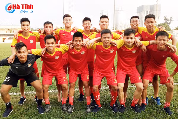 u19 ha tinh xep nhi bang sau chien thang truoc u19 quang nam