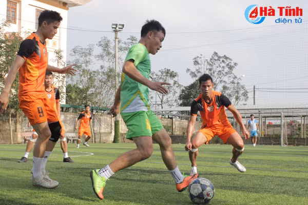 hon 70 trieu dong ung ho giai bong da gay quy tu thien