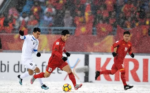 Cổ động viên nhuộm đỏ Thành Sen dù Việt Nam chỉ giành á quân U23 Châu Á