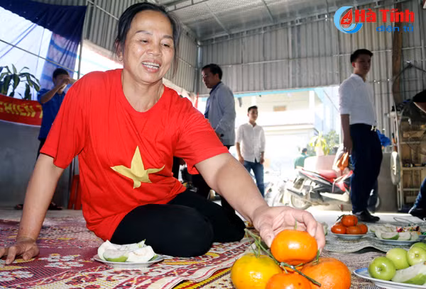 Người hâm mộ Hà Tĩnh hứng khởi cổ vũ U23 Việt Nam