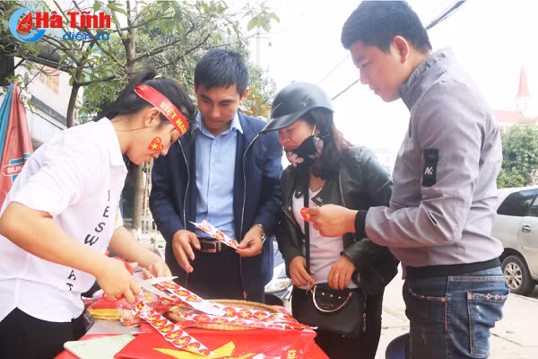 tp ha tinh ron rang co hoa truoc tran chung ket u23 viet nam u23 uzbekistan