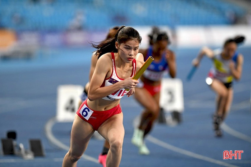 bqbht_br_chay-tiep-suc-4x400m-nu-5-1378-701.jpg