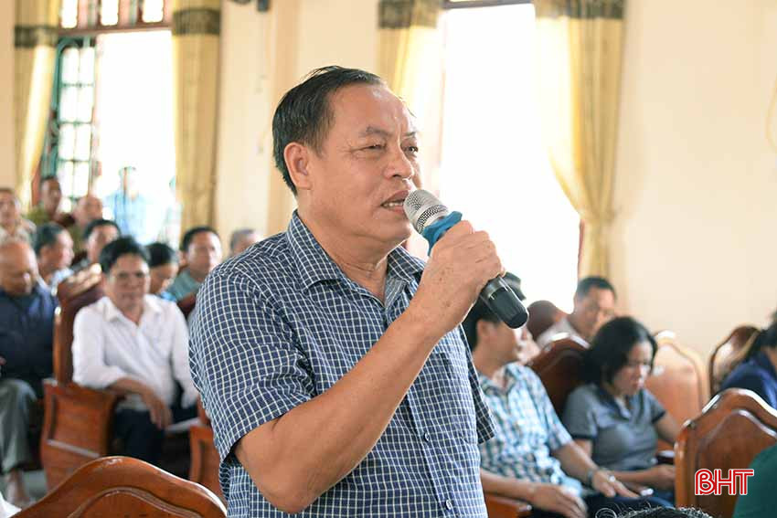 Cử tri Trần Cao Hoàng - thôn Yên Xuân ( xã Xuân Lộc) mong muốn sớm có nhà máy nước sạch trên địa bàn để đáp ứng nhu cầu sinh hoạt của người dân.