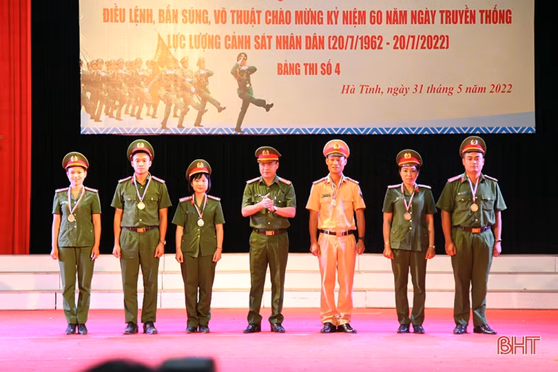 Công an TP Hải Phòng nhất hội thi điều lệnh, bắn súng, võ thuật Công an Nhân dân