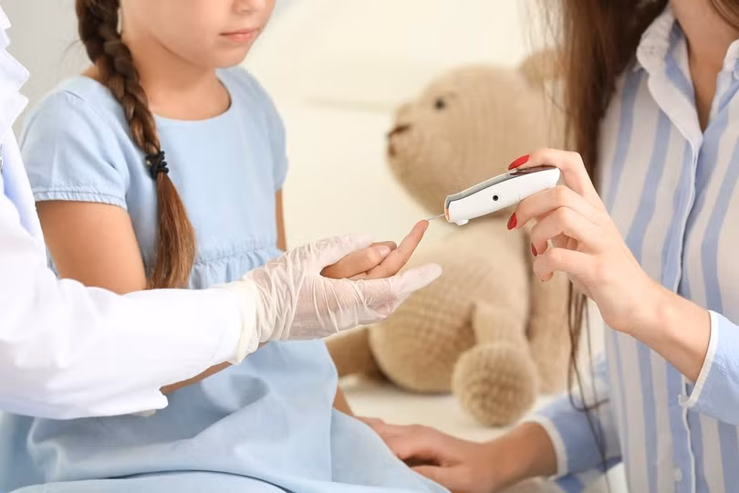 Dấu hiệu cảnh báo bệnh tiểu đường ở trẻ nhỏ