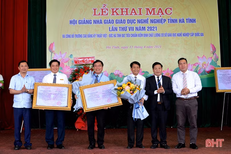 42 thí sinh Hà Tĩnh tranh tài Hội giảng Nhà giáo giáo dục nghề nghiệp