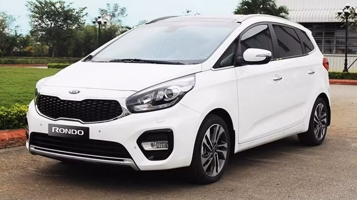 Dưới 600 triệu đồng, mua xe 7 chỗ nào đáng tiền nhất