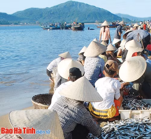 Mặn mòi vị mắm ảnh 1