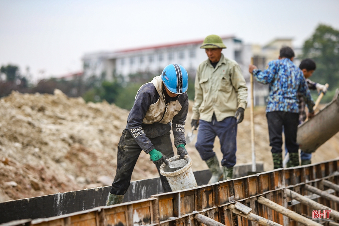Đua tiến độ trên những công trình trọng điểm ở TP Hà Tĩnh