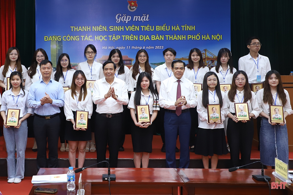 Hà Tĩnh gặp mặt 150 thanh niên, sinh viên tiêu biểu đang công tác, học tập tại Hà Nội
