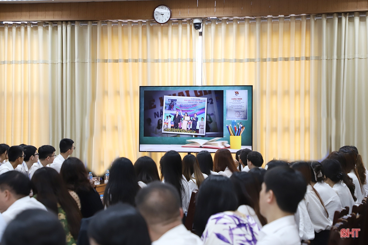 Hà Tĩnh gặp mặt 150 thanh niên, sinh viên tiêu biểu đang công tác, học tập tại Hà Nội