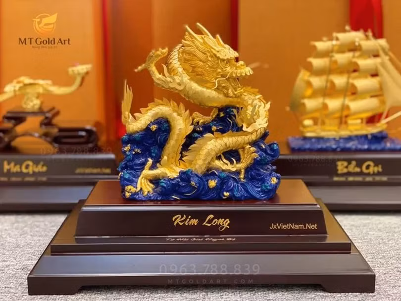 MT Gold Art 6.jpg