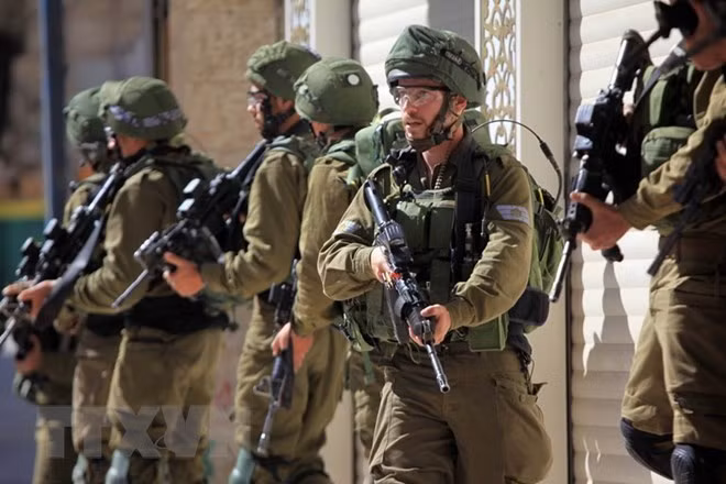 Thế giới ngày qua: Israel bắt Thị trưởng Jerusalem và Giám đốc Tình báo của Palestine