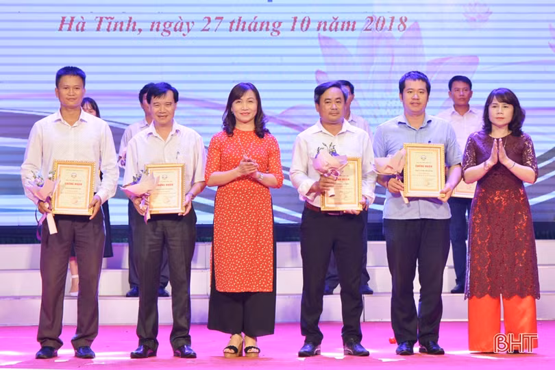 Sôi nổi hội thi “Tìm hiểu kiến thức giáo dục đời sống gia đình”