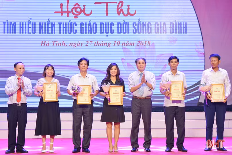 Sôi nổi hội thi “Tìm hiểu kiến thức giáo dục đời sống gia đình”