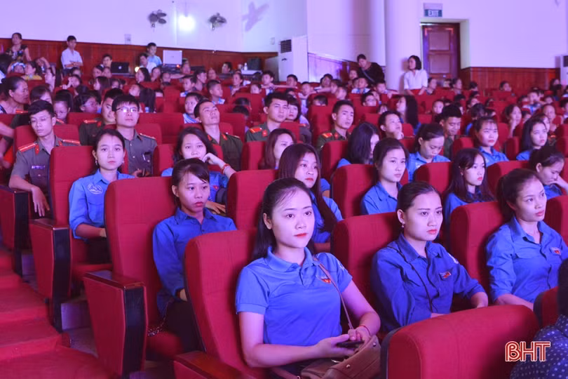 Sôi nổi hội thi “Tìm hiểu kiến thức giáo dục đời sống gia đình”