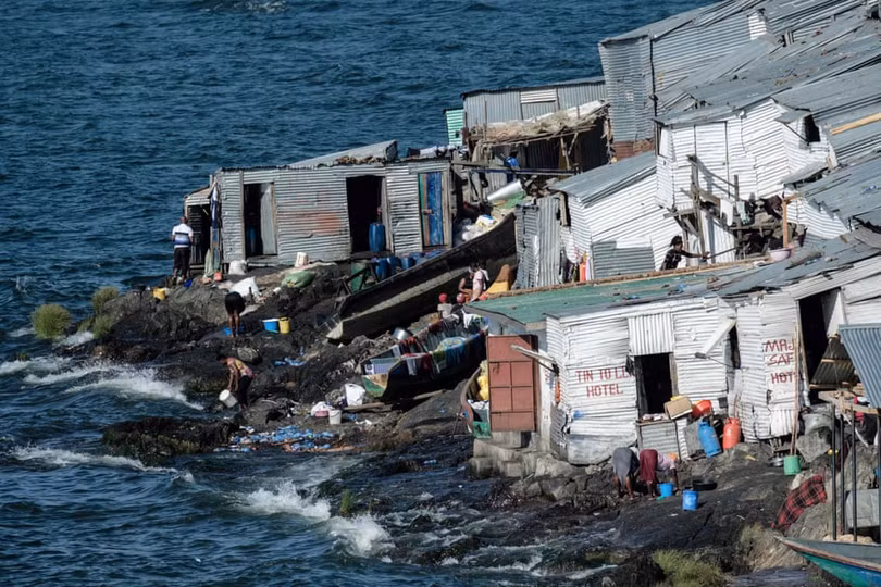 Cuộc sống trên “đảo rùa” chật chội Migingo