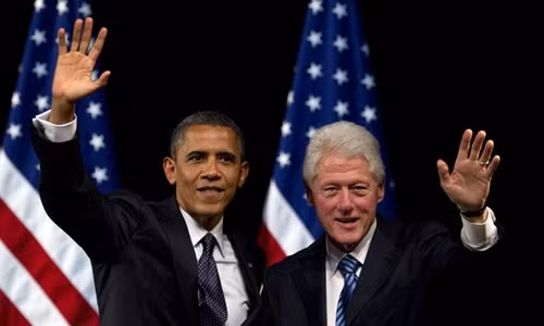 Thế giới ngày qua: Bưu kiện chứa bom gửi tới Nhà Trắng và cựu Tổng thống Obama, Clinton