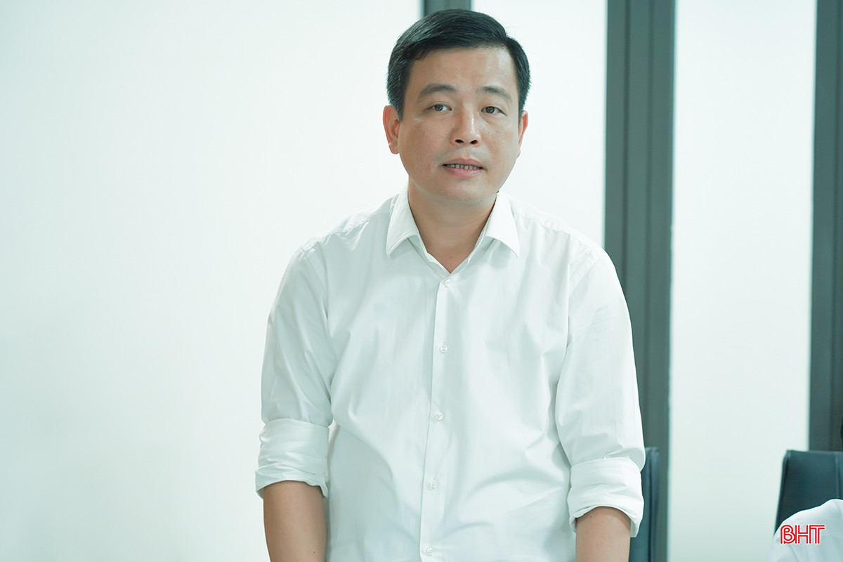 Bí thư Đảng ủy - Chủ tịch HĐND xã Đức Thịnh Nguyễn Thành Đồng phát biểu tại hội nghị.