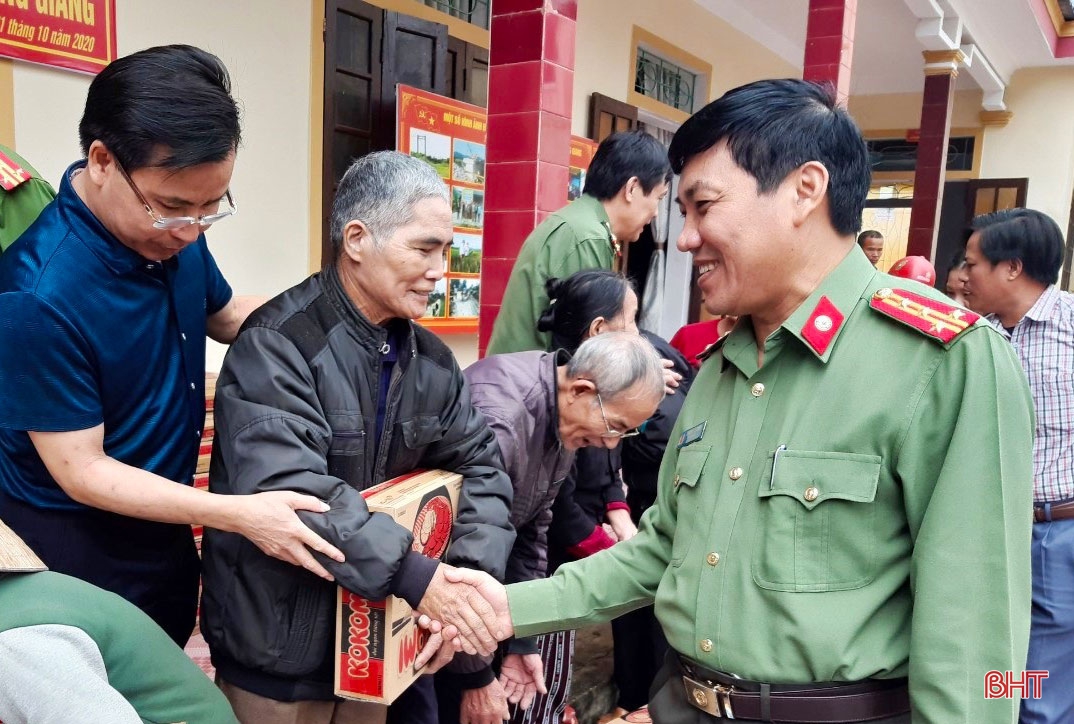 Huy động sức mạnh tổng hợp cùng tham gia thực hiện tốt nhiệm vụ bảo đảm an ninh trật tự