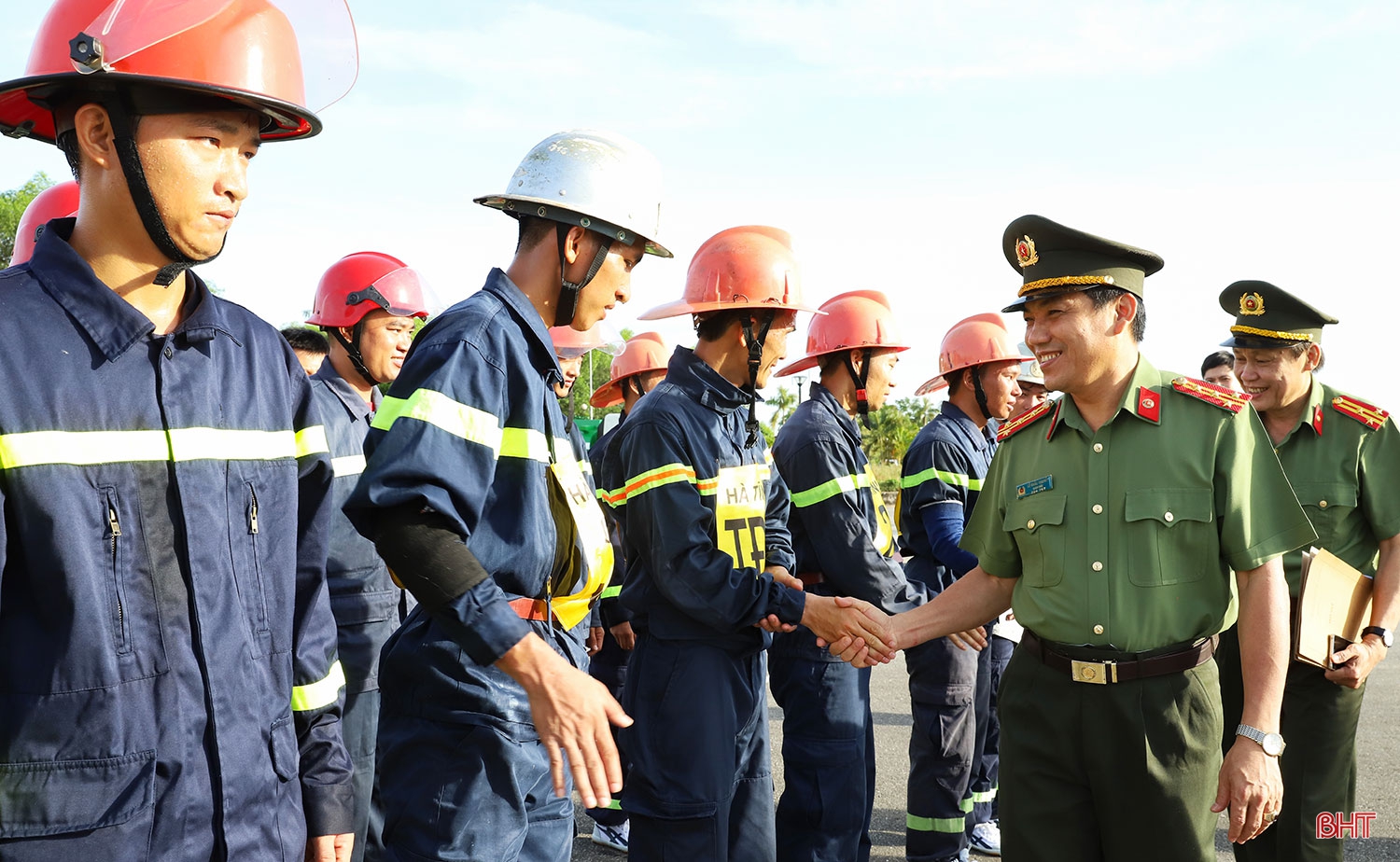 Huy động sức mạnh tổng hợp cùng tham gia thực hiện tốt nhiệm vụ bảo đảm an ninh trật tự