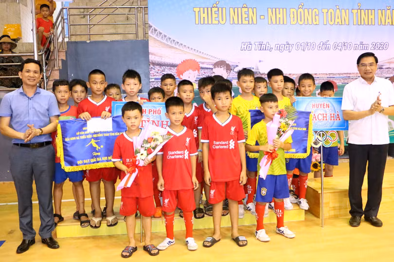 Giải Bóng đá Thiếu niên - Nhi đồng toàn tỉnh năm 2020 thành công tốt đẹp
