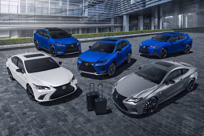 Lexus ra mắt phiên bản UX Black Line 2021, chỉ sản xuất 1.000 chiếc