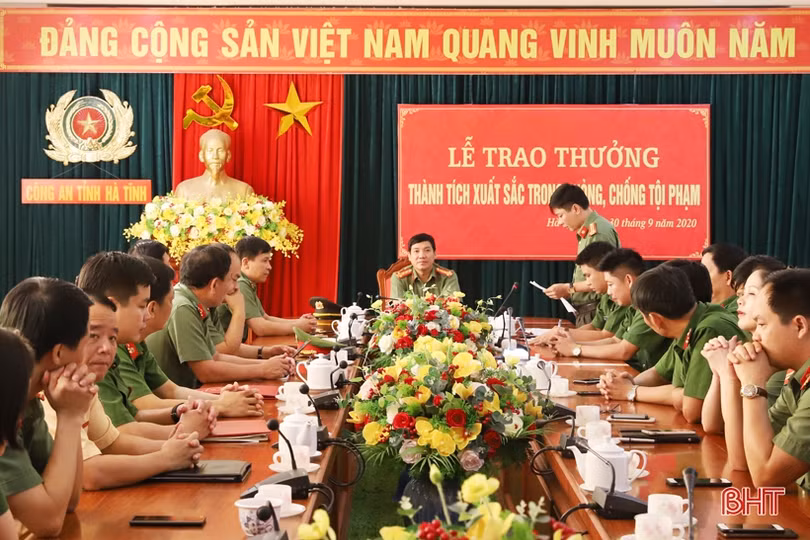 Trao thưởng các lực lượng phá vụ án mạng gây xôn xao dư luận ở TP Hà Tĩnh