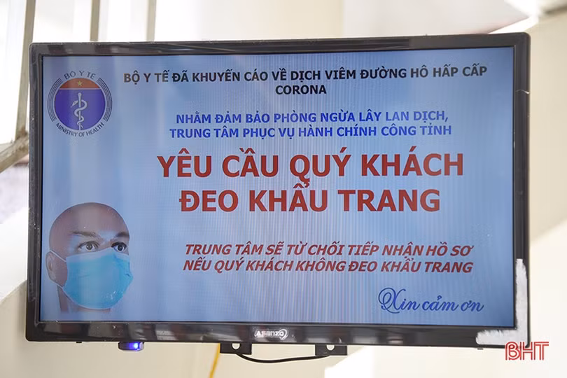 Các cơ quan, đơn vị ở Hà Tĩnh nâng cấp độ phòng dịch, chung tay thực hiện “mục tiêu kép”