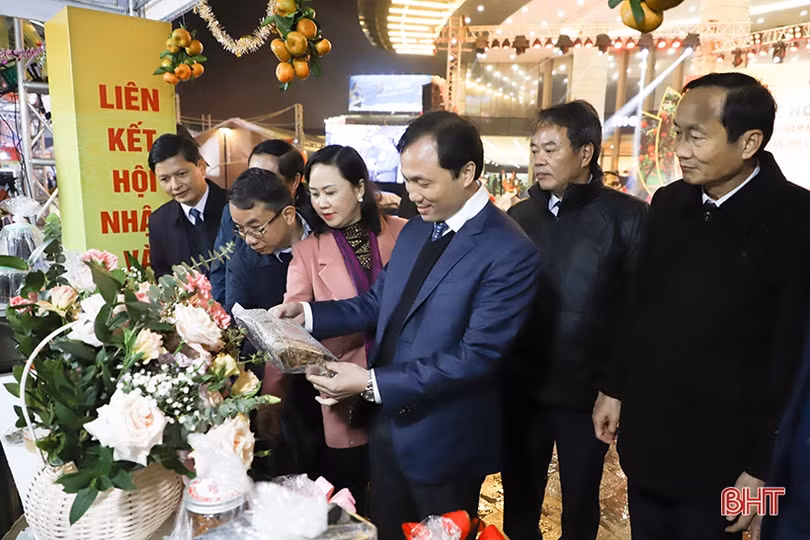 Khai mạc Lễ hội Cam và các sản phẩm nông nghiệp Hà Tĩnh lần thứ 4