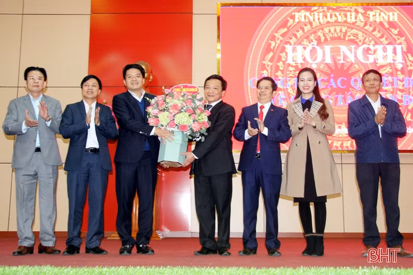 Chủ tịch Hội Nông dân Hà Tĩnh giữ chức Bí thư Huyện ủy Hương Sơn