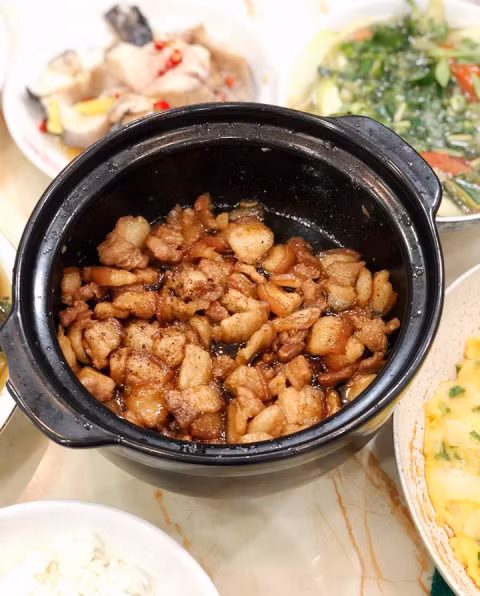 Bữa cơm gia đình toàn món đơn giản mà ngon phải biết