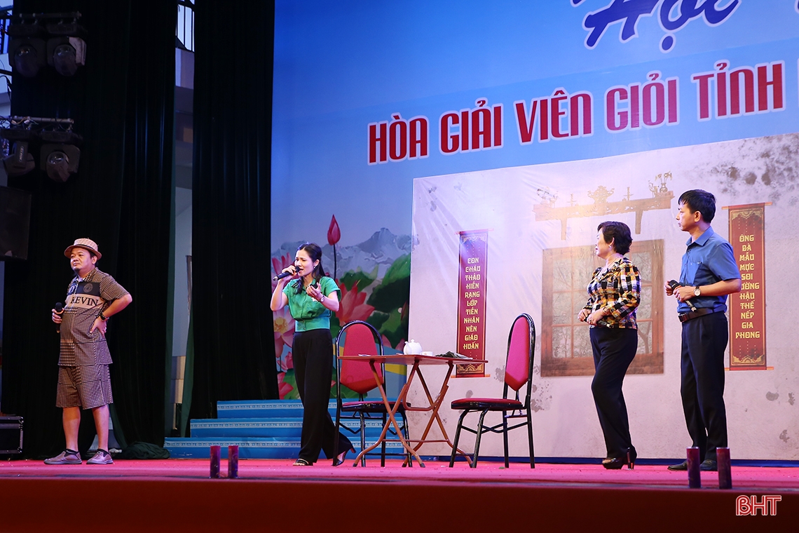 Những màn trình diễn ấn tượng tại Hội thi Hòa giải viên giỏi tỉnh Hà Tĩnh