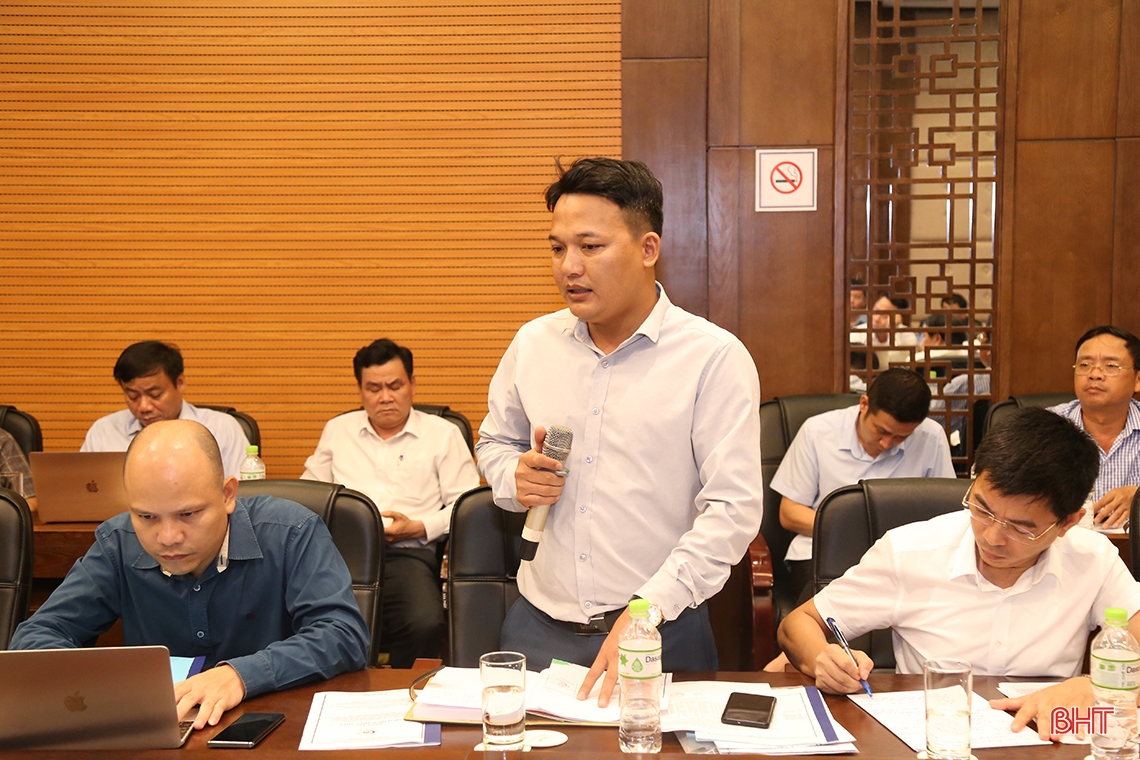Tập trung tháo gỡ vướng mắc, đảm bảo nguồn vật liệu thi công cao tốc Bắc - Nam qua Hà Tĩnh