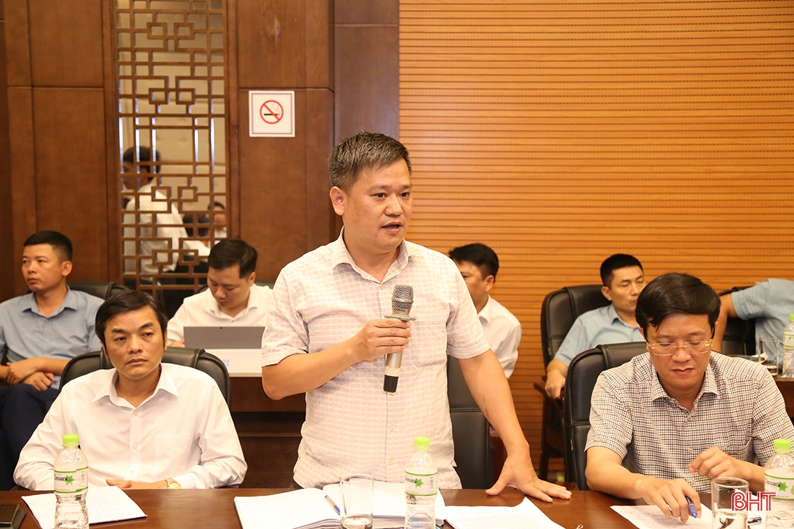 Tập trung tháo gỡ vướng mắc, đảm bảo nguồn vật liệu thi công cao tốc Bắc - Nam qua Hà Tĩnh