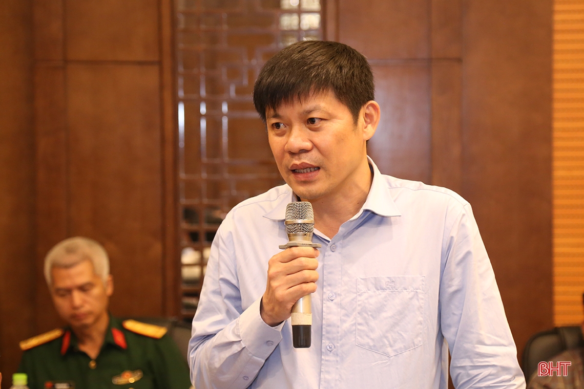 Tập trung tháo gỡ vướng mắc, đảm bảo nguồn vật liệu thi công cao tốc Bắc - Nam qua Hà Tĩnh