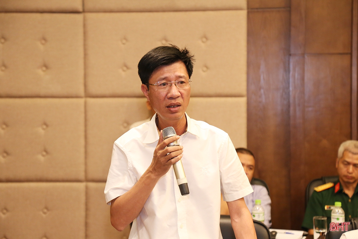 Tập trung tháo gỡ vướng mắc, đảm bảo nguồn vật liệu thi công cao tốc Bắc - Nam qua Hà Tĩnh