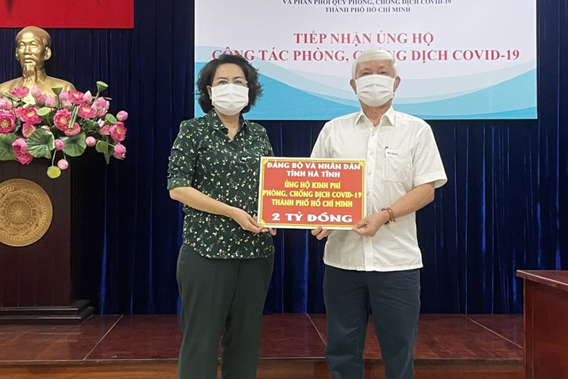Người Hà Tĩnh đồng lòng, chung sức cùng đồng bào miền Nam phòng, chống dịch