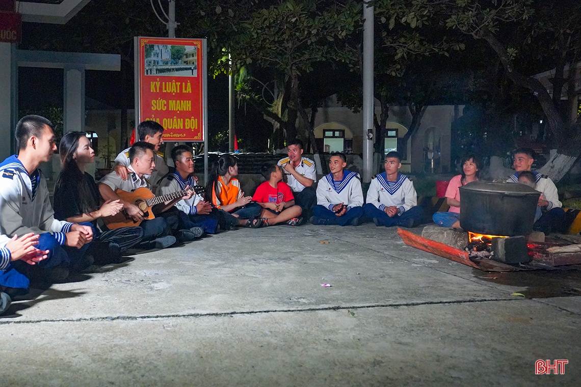Nhật ký Trường Sa: Xuân về trên huyện đảo yêu thương!