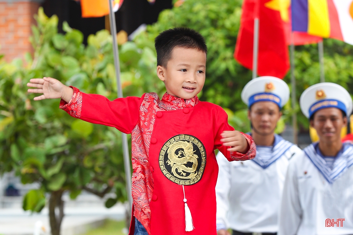 Nhật ký Trường Sa: Xuân về trên huyện đảo yêu thương!