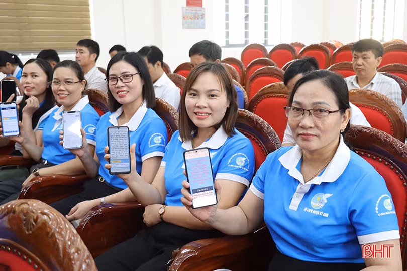 Ngay sau lễ phát động, đông đảo cán bộ, Nhân dân huyện Kỳ Anh đã cùng hưởng ứng cuộc thi.