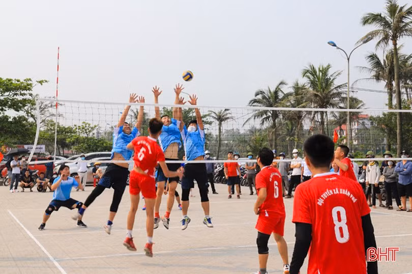 92d5111221t82224l0.jpg