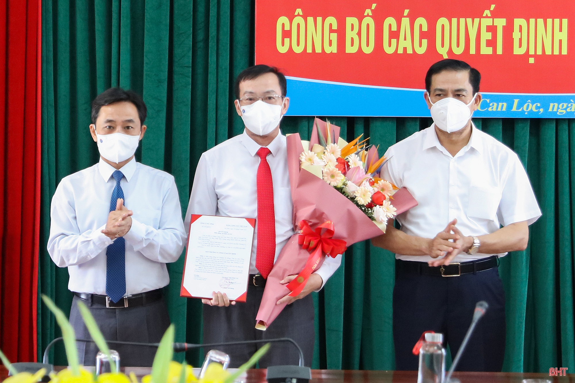 Công bố các quyết định của Ban Thường vụ Tỉnh ủy Hà Tĩnh về công tác cán bộ