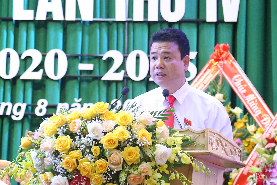 Bầu 34 đồng chí vào Ban Chấp hành Đảng bộ huyện Lộc Hà nhiệm kỳ 2020-2025