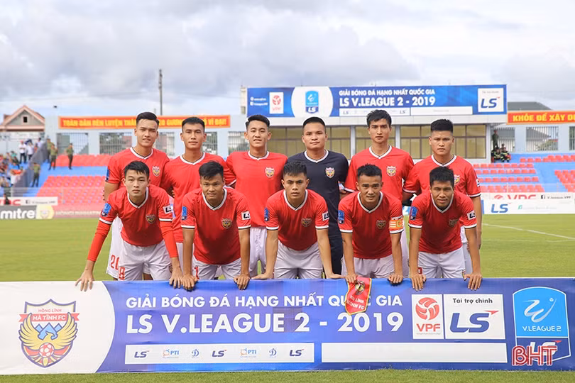 Hồng Lĩnh Hà Tĩnh và bài toán nhân sự cho V.League