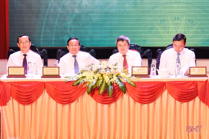 Phó Thủ tướng Vương Đình Huệ dự Hội nghị Tổng kết 10 năm xây dựng nông thôn mới Hà Tĩnh