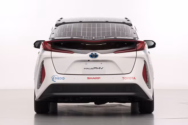 Toyota Prius có thể chạy liên tục không cần nạp nhiên liệu